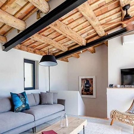 Velo Vern 3 Luxury Penthouse W Views Of City Wall Χιρόνα Εξωτερικό φωτογραφία