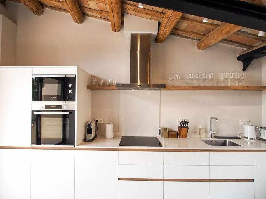 Velo Vern 3 Luxury Penthouse W Views Of City Wall Χιρόνα Εξωτερικό φωτογραφία