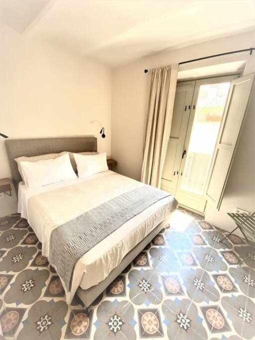 Velo Vern 3 Luxury Penthouse W Views Of City Wall Χιρόνα Εξωτερικό φωτογραφία