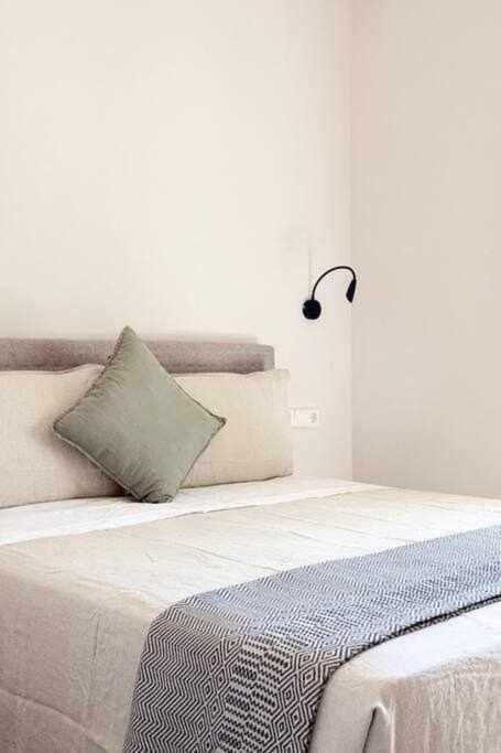 Velo Vern 3 Luxury Penthouse W Views Of City Wall Χιρόνα Εξωτερικό φωτογραφία
